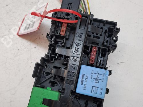 Used Fuse box CITROËN JUMPY III Van (V_) 2.0 BlueHDi 120 (122 hp) 27463194