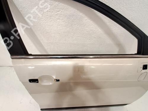 Used Right front door CHEVROLET CAPTIVA (C100, C140) 2.2 D 4WD (184 hp) 31062067