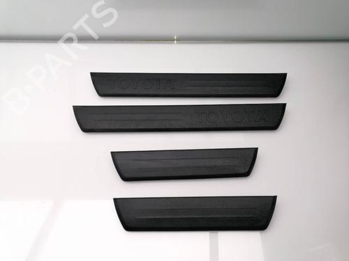 other-toyota-hilux-viii-pickup-_n1_-2015-26210148 main image