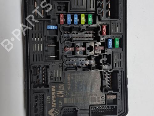 Used Fuse box RENAULT CLIO V (B7_) 1.0 TCe 90 (B7MT) (91 hp) 25999608
