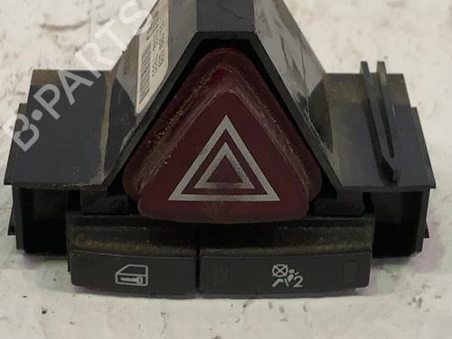 Used Warning switch Warning switch OPEL CORSA D (S07) 1.3 CDTI (L08, L68) (95 hp) 33772885 33772885