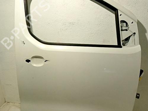 Right front door PEUGEOT EXPERT Van (V_) 1.6 BlueHDi 95 | BP29627083C3 