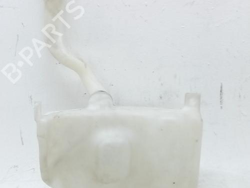 Used Windscreen washer tank Windscreen washer tank 39557604 39557604