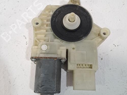 Rudehejsemotor bagstkærm højre CITROËN C4 Grand Picasso II (DA_, DE_) 1.6 BlueHDi 120 (120 hp) 24636363