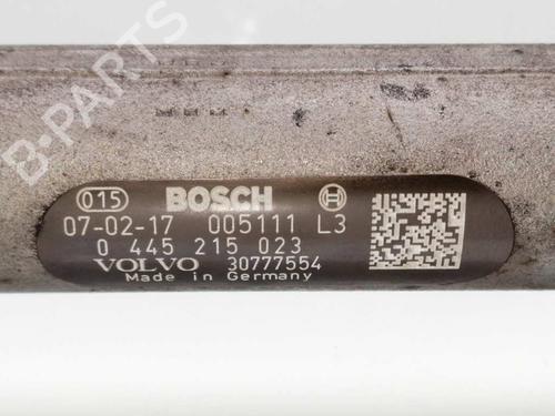 Used Injection rail VOLVO S60 I (384) D5 (163 hp) 23935774