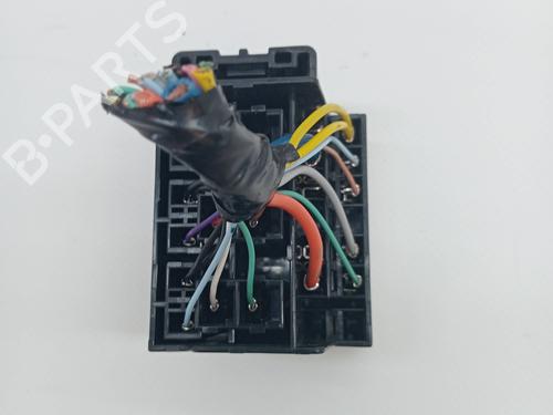 Fuse box HONDA HR-V (RU) 1.5 (RU1) | BP23341757E1 