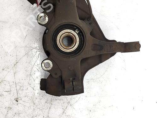 Used Right front steering knuckle Right front steering knuckle FIAT GRANDE PUNTO (199_) 1.4 (199AXB11, 199AXB1A, 199BXB1A, 199AXL1A) (77 hp) 33763837 33763837