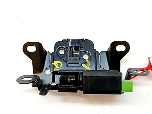 Bagklap lås VOLVO C30 (533) 1.6 D (109 hp) 31874492