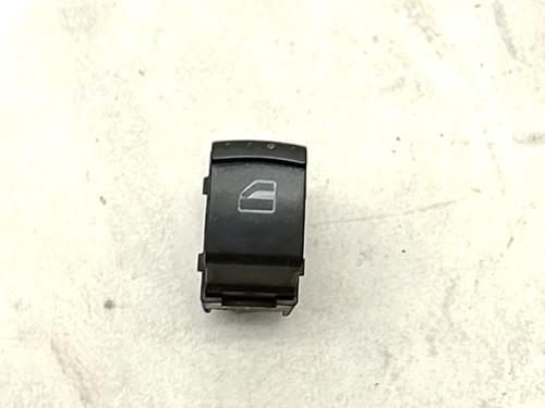 Used Right front window switch Right front window switch SEAT LEON (1M1) 1.9 TDI (150 hp) 36376758 36376758