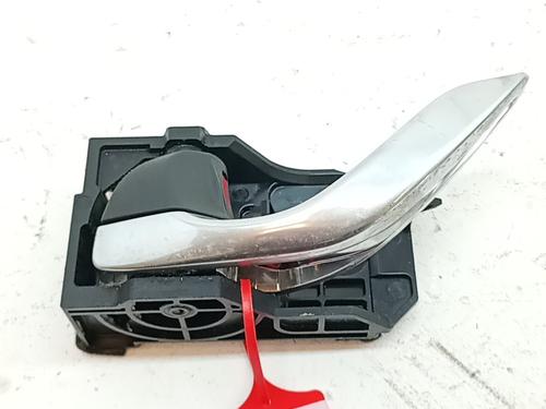 venstre-bagtil-invendig-handtag-mazda-3-hatchback-van-bm-2015-2016-36036618 main image