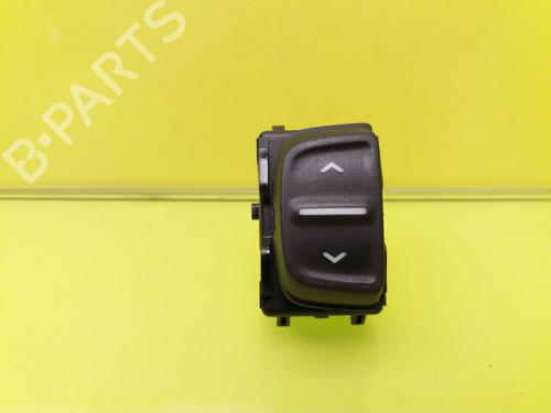 Used Left front window switch DACIA SANDERO II 1.2 (75 hp) 23650374