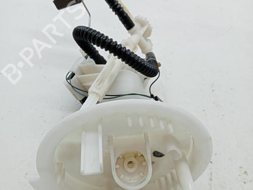 Used Fuel pump MERCEDES-BENZ C-CLASS (W204) C 200 CGI (204.048) (184 hp) 23348674