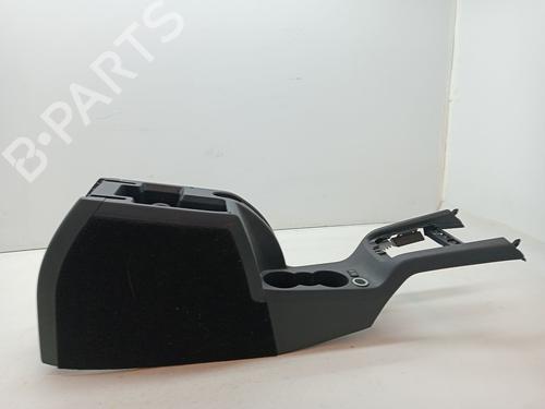 Used Armrest / Center console SKODA YETI (5L) 1.2 TSI (105 hp) 23352872