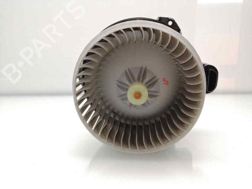 Varmeblæser TOYOTA YARIS (_P9_) 1.33 VVT-i (NSP90_, NSP90R) (99 hp) 23454037