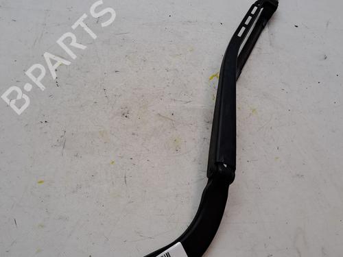 Used Front windshield wiper arm BMW 3 (E90) 320 i (150 hp) 23358480