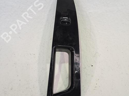 Used Right front window switch FORD MONDEO V Turnier (CF) 2.0 TDCi (150 hp) 25613501