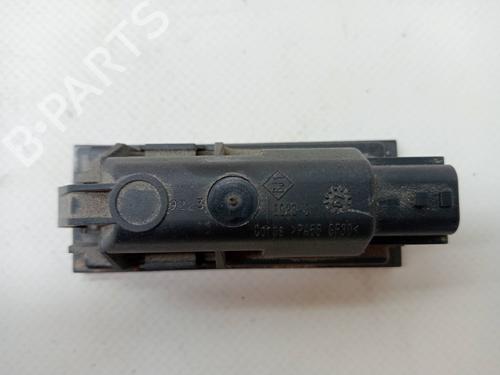 Used Licence plate light SMART FORFOUR Hatchback (453) electric drive / EQ (453.091) (56 hp) 23349267