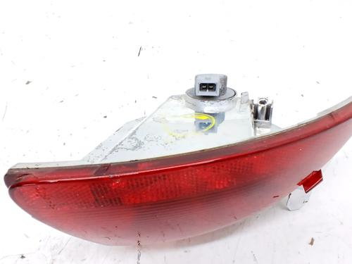 rear-fog-light-renault-kadjar-ha_-hl_-2015-34647404 main image