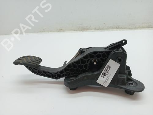 Used Clutch pedal DACIA SANDERO III 1.0 TCe 90 (91 hp) 23360012