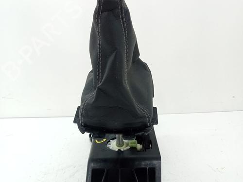Used Gear lever FORD KA+ III (UK, FK) 1.2 Ti-VCT (85 hp) 29301449