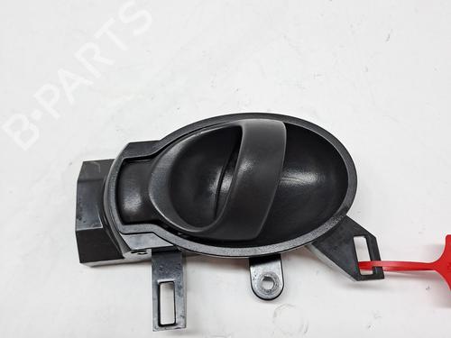 Venstre foran invendig håndtak NISSAN NOTE (E12) 1.2 (80 hp) 25737213