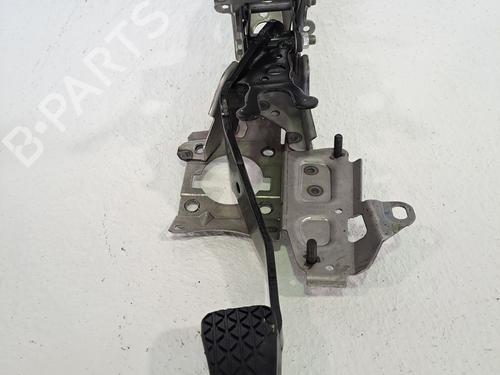 Used Break pedal FORD TRANSIT COURIER B460 Box Body/MPV 1.5 TDCi (75 hp) 23944628