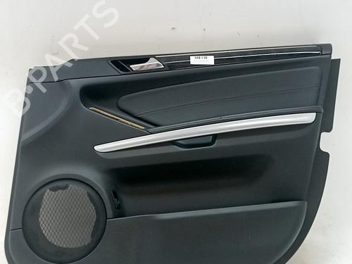 Used Front right panel Front right panel MERCEDES-BENZ M-CLASS (W164) ML 320 CDI 4-matic (164.124, 164.125, 164.122) (211 hp) 35967757 35967757