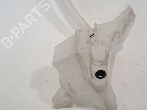 Used Windscreen washer tank RENAULT CAPTUR II (HF_) TCe 140 (HFN0) (140 hp) 26675262