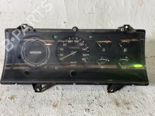 Used Instrument cluster Instrument cluster NISSAN PATROL III/2 Station Wagon (W260) 2.8 D 4x4 (103 hp) 40119259 40119259