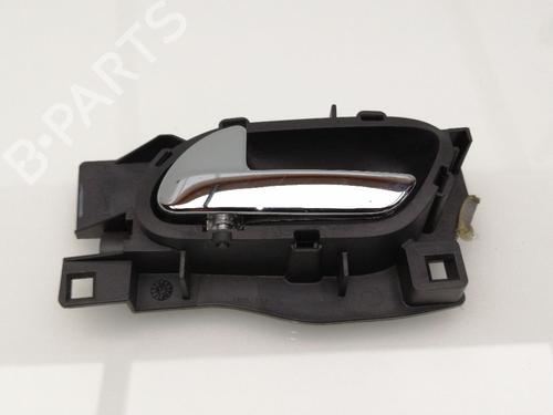Used Rear left interior door handle PEUGEOT 407 (6D_) 2.0 HDi 135 (6DRHRH, 6DRHRE, 6DRHRG, 6DRHRJ) (136 hp) 23893514