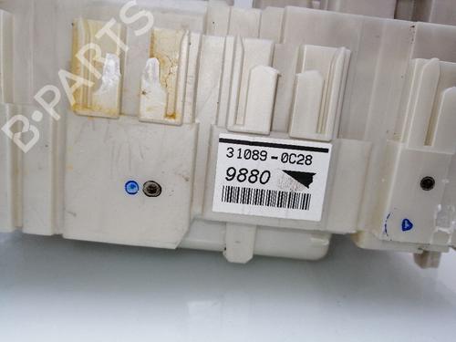 Fuse box TOYOTA YARIS (_P9_) 1.4 D-4D (NLP90_, NLP90R) | BP23404589E1 