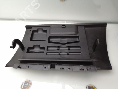 Used Glove box PEUGEOT 407 (6D_) 2.0 HDi 135 (6DRHRH, 6DRHRE, 6DRHRG, 6DRHRJ) (136 hp) 23650504