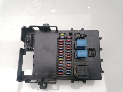 Used Fuse box NISSAN TERRANO II (R20) 2.7 TD 4WD (101 hp) 26192640