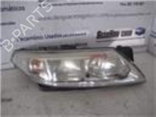 Højre forlygte RENAULT LAGUNA II (BG0/1_) 1.8 16V (BG0B, BG0C, BG0J, BG0M, BG0V) (121 hp) 25593814