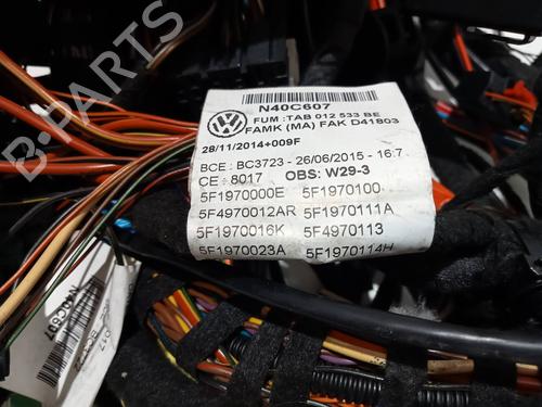 Fuse box SEAT LEON (5F1) 1.4 TSI | BP25593505E1