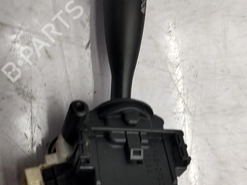 Interruttore luci TOYOTA COROLLA (_E12_) 2.0 D-4D (CDE120R, CDE120L_) (110 hp) 32286028