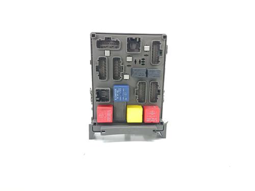 Used Fuse box RENAULT LAGUNA II (BG0/1_) 1.9 dCi (BG08, BG0G) (120 hp) 25465435