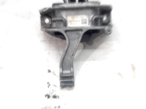 engine-mount-seat-ateca-kh7-khp-2016-34367892 main image