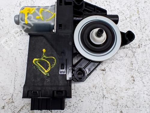 Used Right rear window motor Right rear window motor 39555678 39555678