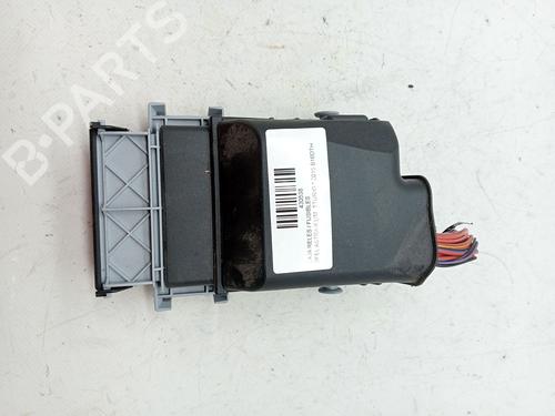 Used Fuse box OPEL ASTRA J Saloon 1.6 CDTi (69) (136 hp) 23353654
