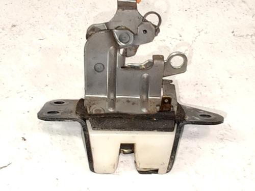 Used Tailgate lock Tailgate lock MITSUBISHI SPACE RUNNER MPV (N1_W, N2_W) 1.8 (N11W) (116 hp) 34182407 34182407