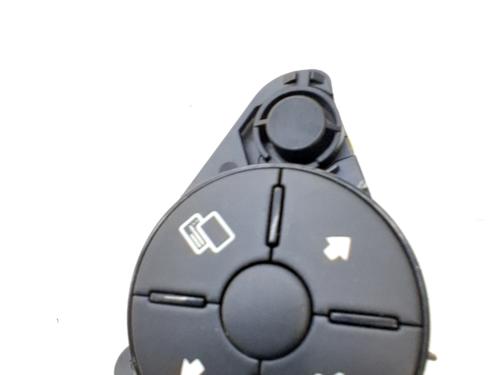 Commandes au volant MERCEDES-BENZ SLK (R171) 200 Kompressor (171.445) (184 hp) 32107607