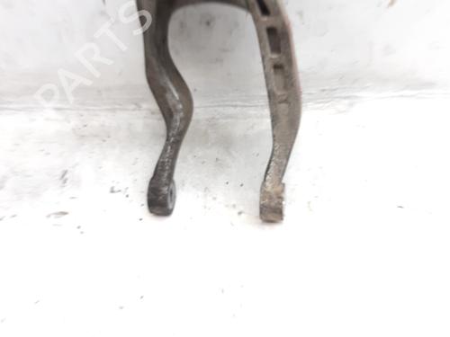 Used Left front steering knuckle Left front steering knuckle ALFA ROMEO 147 (937_) 2.0 16V T.SPARK (937.AXA1, 937.AXC1, 937.BXC1) (150 hp) 36321626 36321626