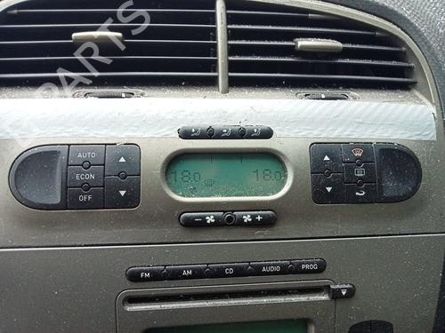 AC-Styringsenhed/Manøvreenhed SEAT TOLEDO III (5P2) 1.9 TDI (105 hp) 25456300