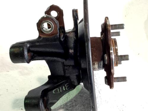 Used Left rear steering knuckle TOYOTA AURIS Estate (_E18_) 1.8 Hybrid (ZWE186_, ZWE186R, ZWE186H) (136 hp) 31701682