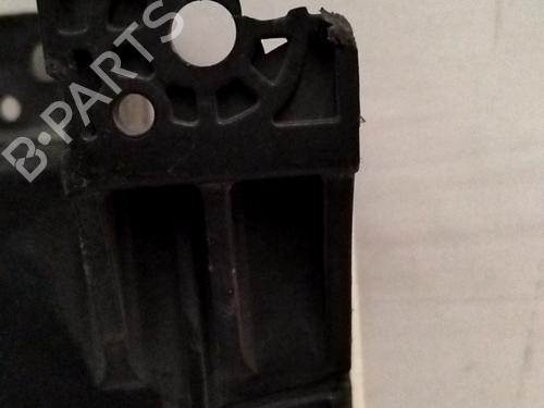 Used Electronic module TOYOTA YARIS (_P9_) 1.3 VVT-i (SCP90_, SCP90R) (87 hp) 23358222