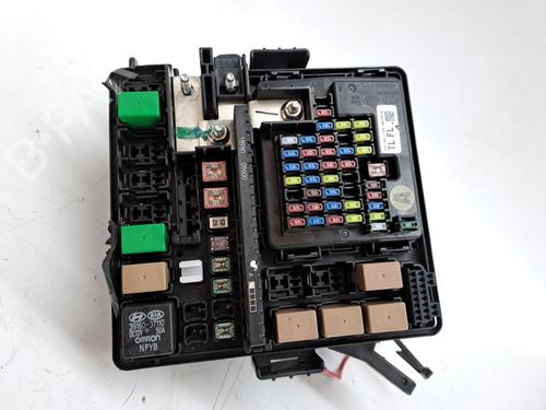 Fuse box HYUNDAI TUCSON (TL, TLE) 1.6 GDi | BP23285645E1 