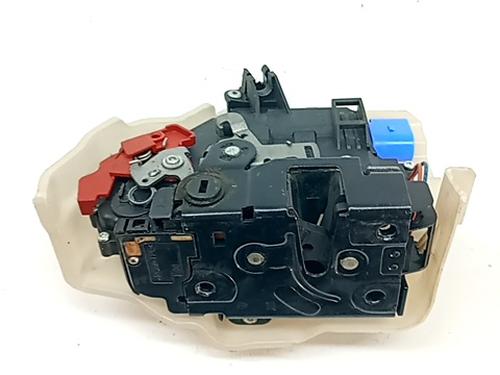 Used Rear left lock VW TOURAN (1T1, 1T2) 2.0 TDI 16V (140 hp) 30920271