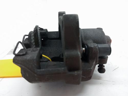 Right front brake caliper SKODA SUPERB II (3T4) 1.6 TDI | BP23362260M104 