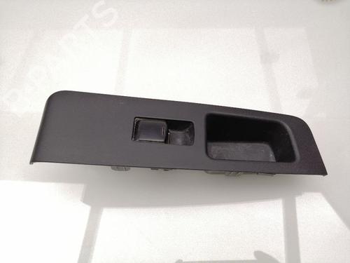 Used Right front window switch NISSAN X-TRAIL II (T31) 2.0 dCi 4x4 (173 hp) 23419797